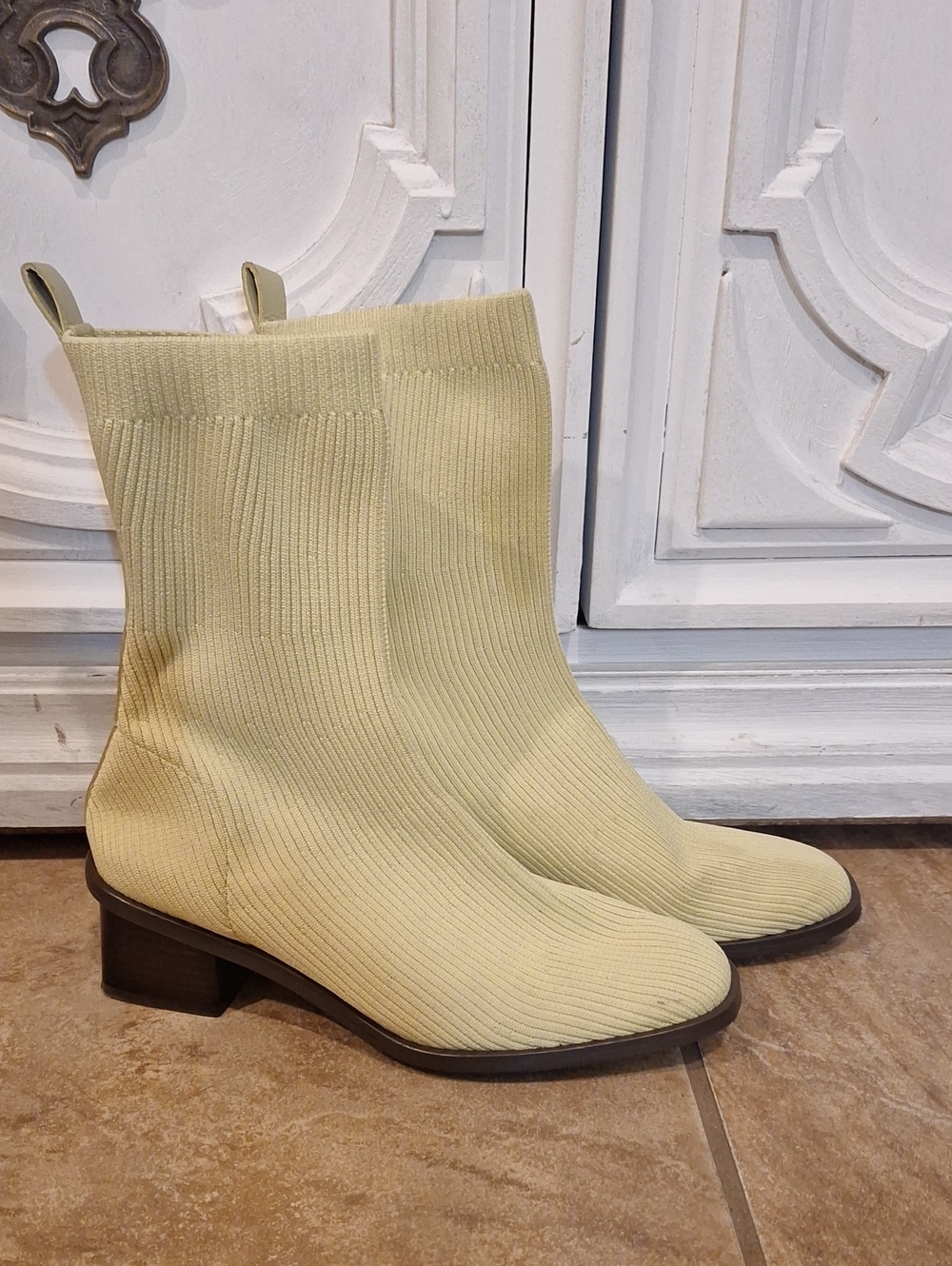 Everlane Glove Boot YELLOW 7.5